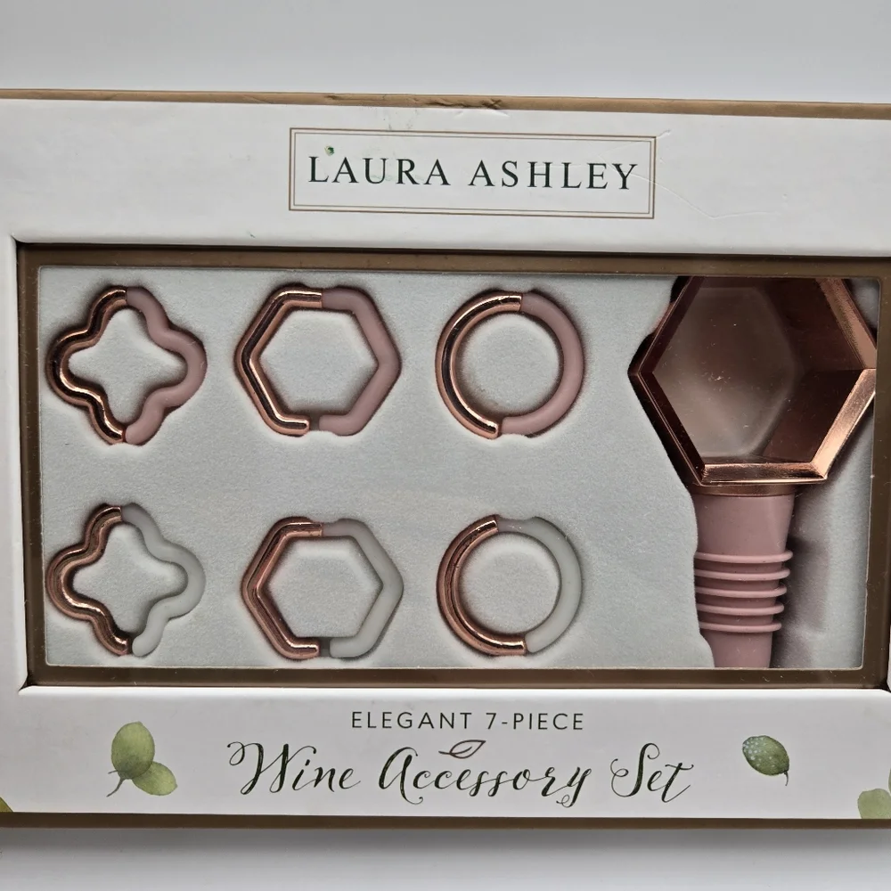 NEW Laura Ashley Rose Gold Elegant 7 Piece Wine Accessory Kit